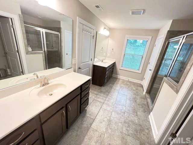 737 Lampwick Lane, Cary, NC 27513