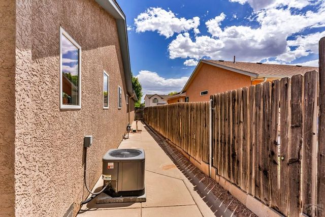 3605 Bison Lane, Pueblo, CO 81005