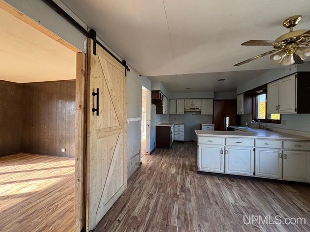 422 Saginaw Street, Norway, MI 49870