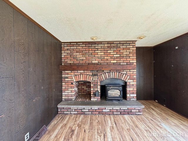 422 Saginaw Street, Norway, MI 49870