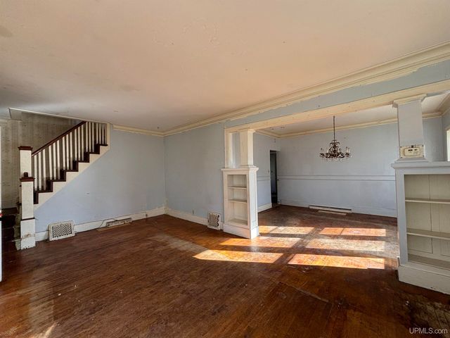 422 Saginaw Street, Norway, MI 49870