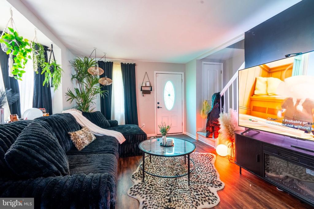 Image 2 of property listing at 5615 BELLE AVE, Baltimore, MD 21207