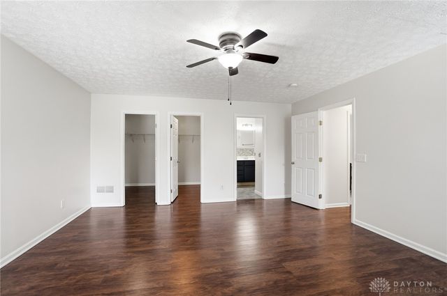 6809 Wintergreen Place, Dayton, OH 45424