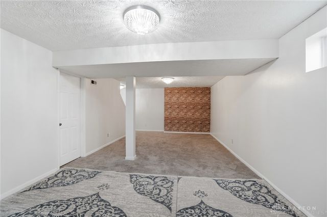 6809 Wintergreen Place, Dayton, OH 45424