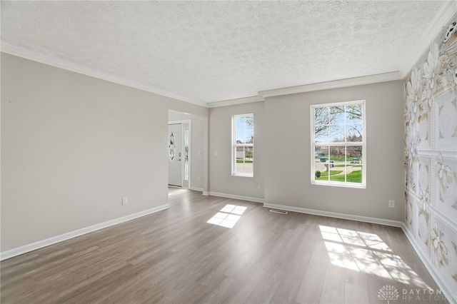 6809 Wintergreen Place, Dayton, OH 45424