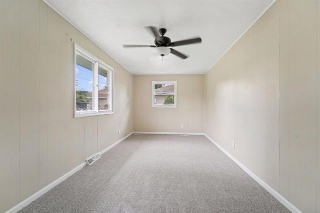 1513 E CALUMET STREET, Appleton, WI 54915