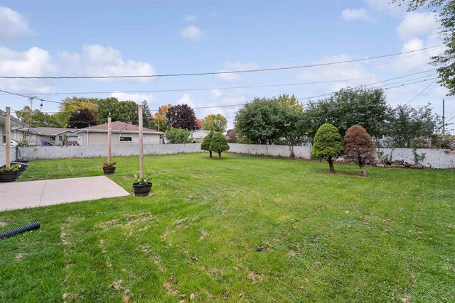 1513 E CALUMET STREET, Appleton, WI 54915