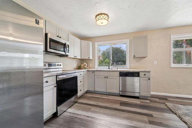 1513 E CALUMET STREET, Appleton, WI 54915