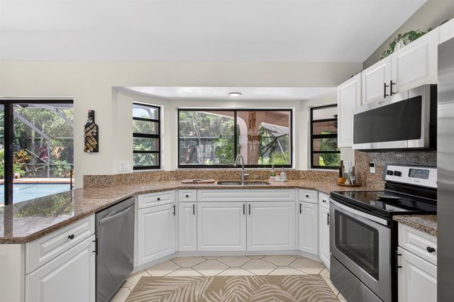 1945 Lynton Circle, Wellington, FL 33414