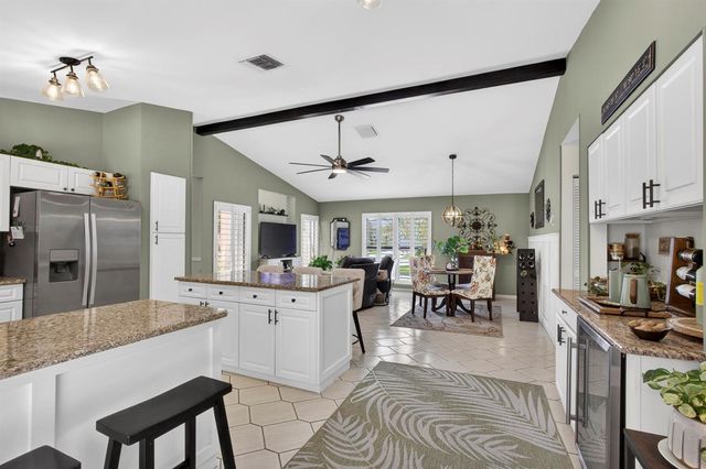 1945 Lynton Circle, Wellington, FL 33414
