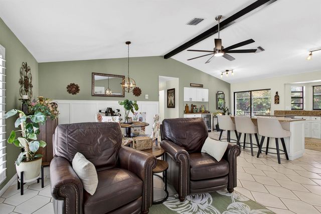 1945 Lynton Circle, Wellington, FL 33414