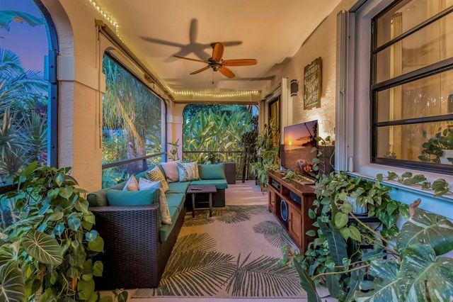 1945 Lynton Circle, Wellington, FL 33414