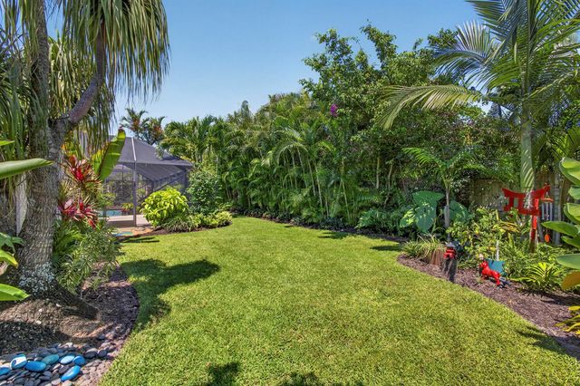 1945 Lynton Circle, Wellington, FL 33414