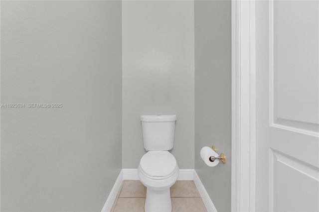 13940 SW 127th Ct, Miami, FL 33186