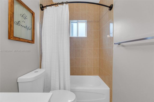 13940 SW 127th Ct, Miami, FL 33186