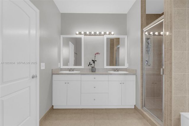 13940 SW 127th Ct, Miami, FL 33186