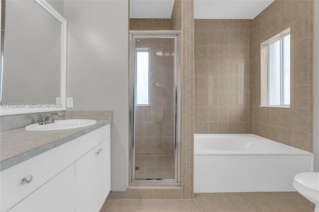 13940 SW 127th Ct, Miami, FL 33186