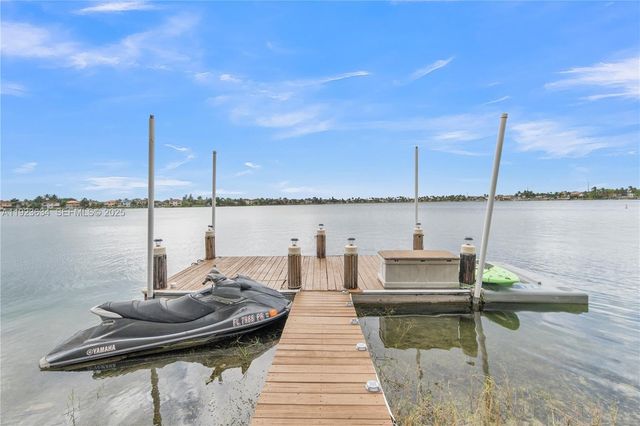 13940 SW 127th Ct, Miami, FL 33186