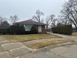 20627 Patton Court, Detroit, MI 48228