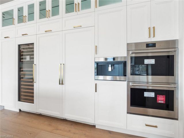 4850 Laurel LN, Fort Myers, FL 33908