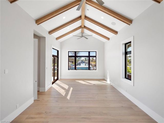 4850 Laurel LN, Fort Myers, FL 33908