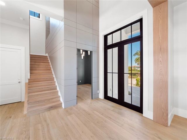 4850 Laurel LN, Fort Myers, FL 33908