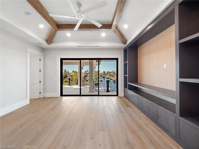 4850 Laurel LN, Fort Myers, FL 33908