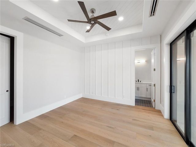 4850 Laurel LN, Fort Myers, FL 33908