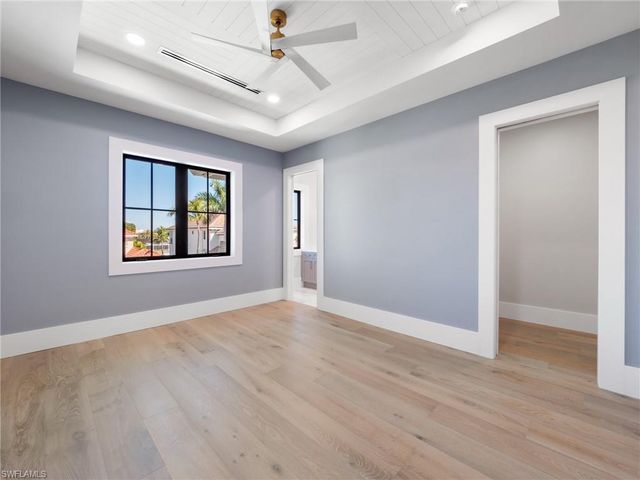 4850 Laurel LN, Fort Myers, FL 33908