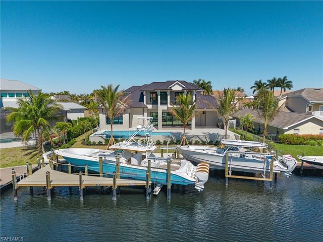 4850 Laurel LN, Fort Myers, FL 33908