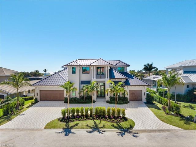4850 Laurel LN, Fort Myers, FL 33908