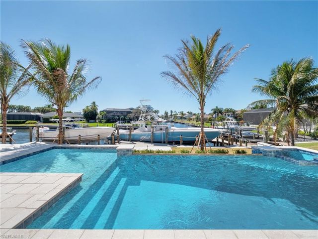 4850 Laurel LN, Fort Myers, FL 33908