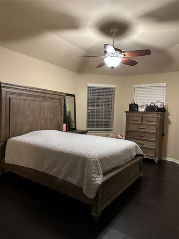 13415 Sunset Bay Lane, Pearland, TX 77584