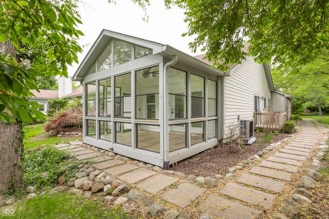 5204 Whipple Wood Court, Indianapolis, IN 46226