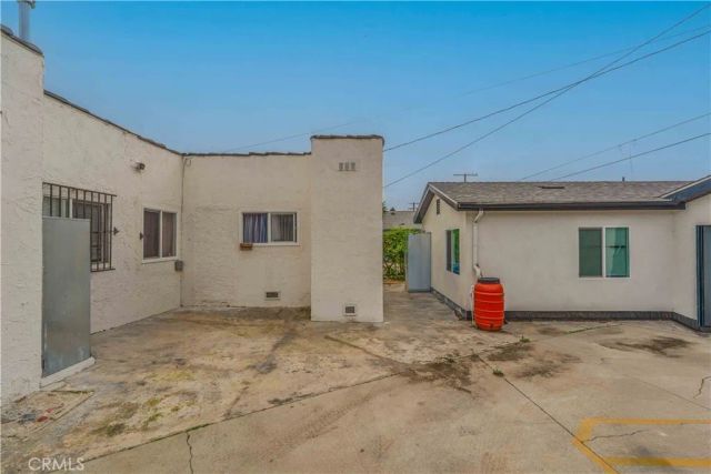 6519 Denver Avenue, Los Angeles, CA 90044