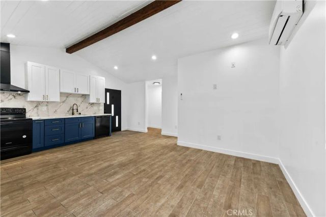 6519 Denver Avenue, Los Angeles, CA 90044