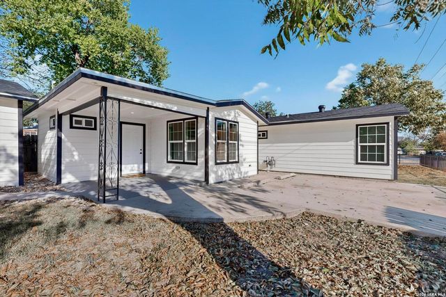 202 Dawnview, San Antonio, TX 78213