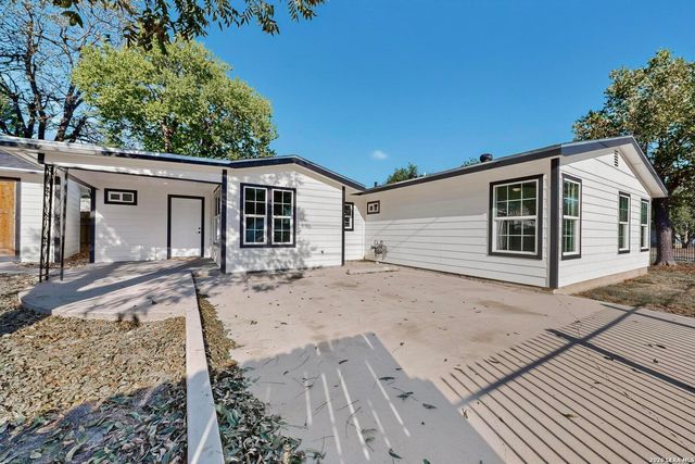 202 Dawnview, San Antonio, TX 78213