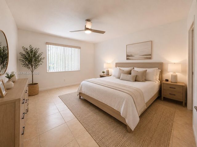 440 S Park 109, Hollywood, FL 33021