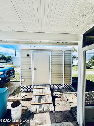 1419 Turkey Creek Drive NE, Palm Bay, FL 32905