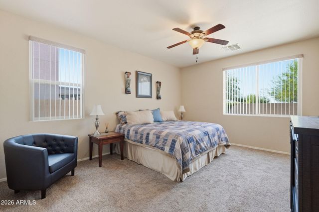 1360 E SUGEY Court, San Tan Valley, AZ 85143