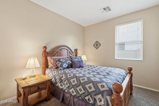 1360 E SUGEY Court, San Tan Valley, AZ 85143