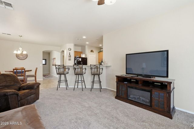 1360 E SUGEY Court, San Tan Valley, AZ 85143
