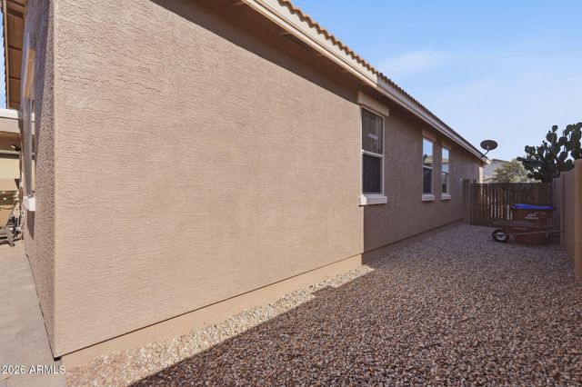 1360 E SUGEY Court, San Tan Valley, AZ 85143