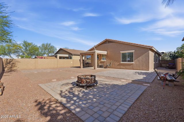 1360 E SUGEY Court, San Tan Valley, AZ 85143