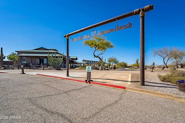 1360 E SUGEY Court, San Tan Valley, AZ 85143