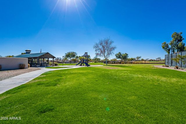 1360 E SUGEY Court, San Tan Valley, AZ 85143