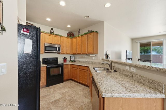 1360 E SUGEY Court, San Tan Valley, AZ 85143