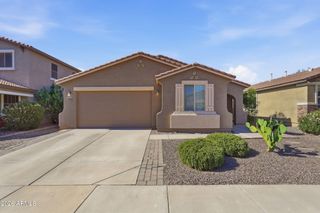 1360 E SUGEY Court, San Tan Valley, AZ 85143