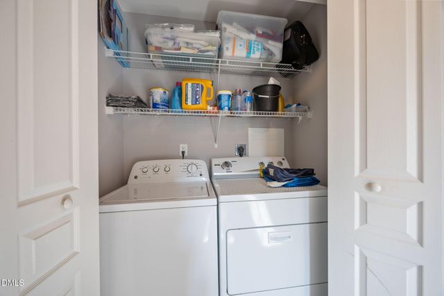 813 Hamlet Park Drive, Morrisville, NC 27560